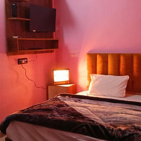 Golden Valley Hotel Касоль Экстерьер фото